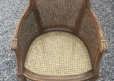 Monsieur le rempailleur canneur 92 en Hauts-de-Seine sur Neuilly-sur-Seine (92) et les alentours .. : Tapissier, tapisserie d’ameublement, canneur, cannage de chaise et rempailleur, rempaillage de chaise abîmée, remise en état de sièges anciens, fauteuil décousu